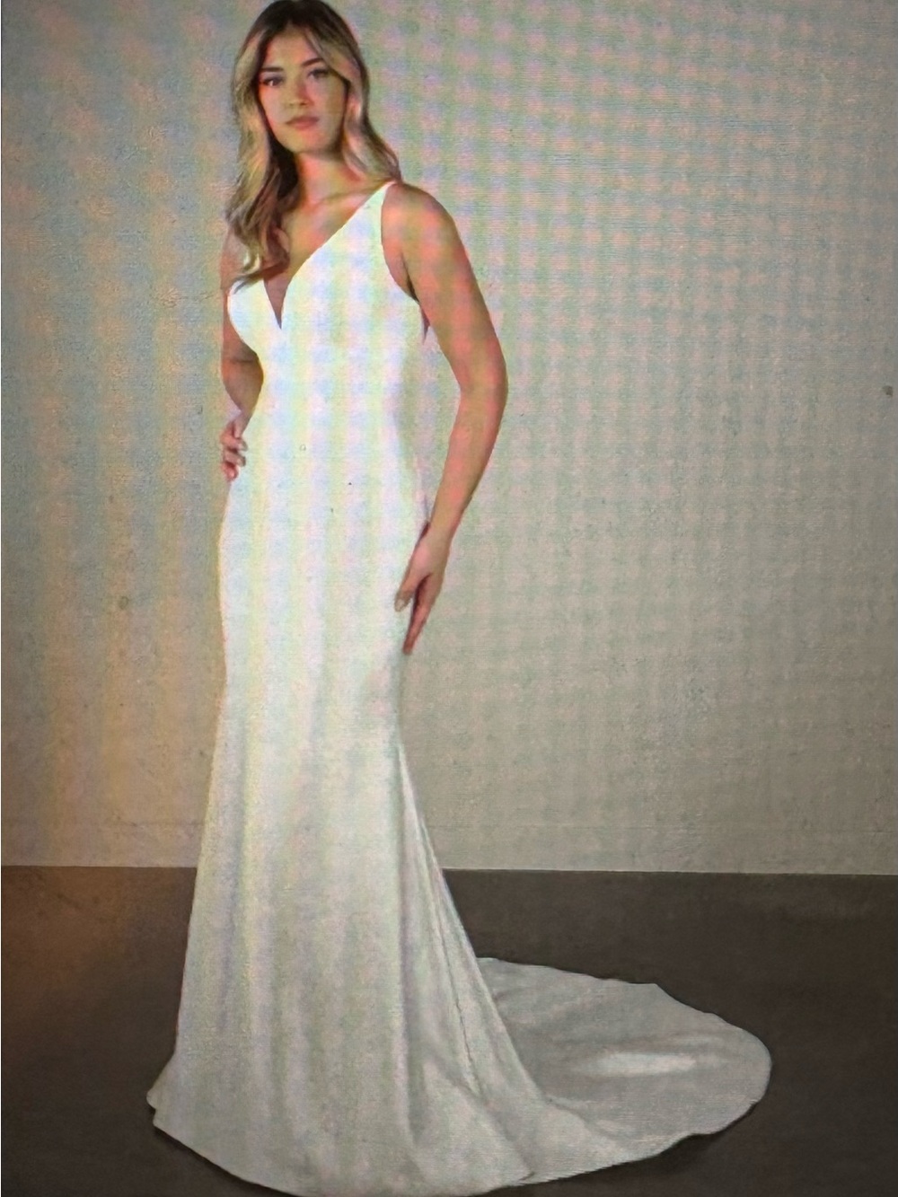 Oxford PA1415 V-Neck Satin Bridal Gown with Train, size 8 new